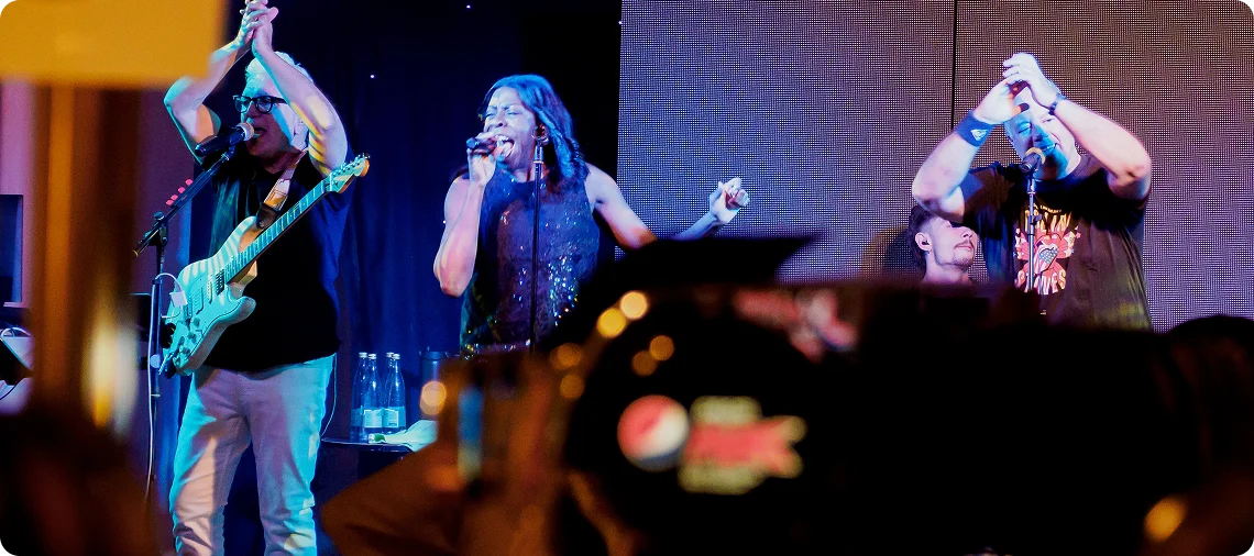 Uptown Band Mallorca: Banda en vivo para bodas y eventos en Mallorca.